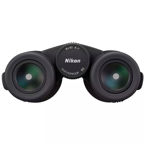 Nikon Monarch M7 8x42 kiikari