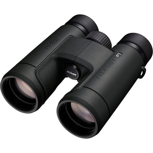Nikon Prostaff P7 8x42 kiikari