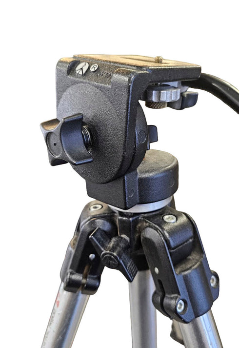 Manfrotto Professional Tripod 144 alumiinijalusta + Manfrotto 128 videopää - Käytetty