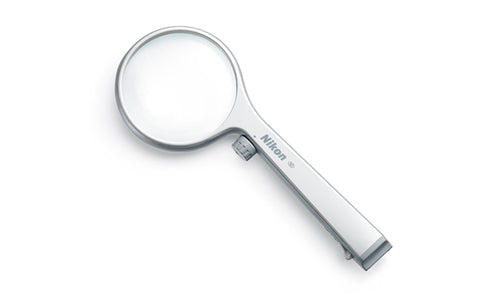 Nikon suurennuslasi 2x led lampulla L1 8D