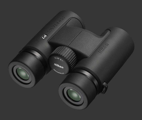 Nikon Prostaff P7 8x30 kiikari